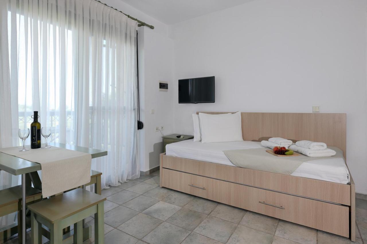 Maistrali Apartments Ormos Panagias Exteriér fotografie